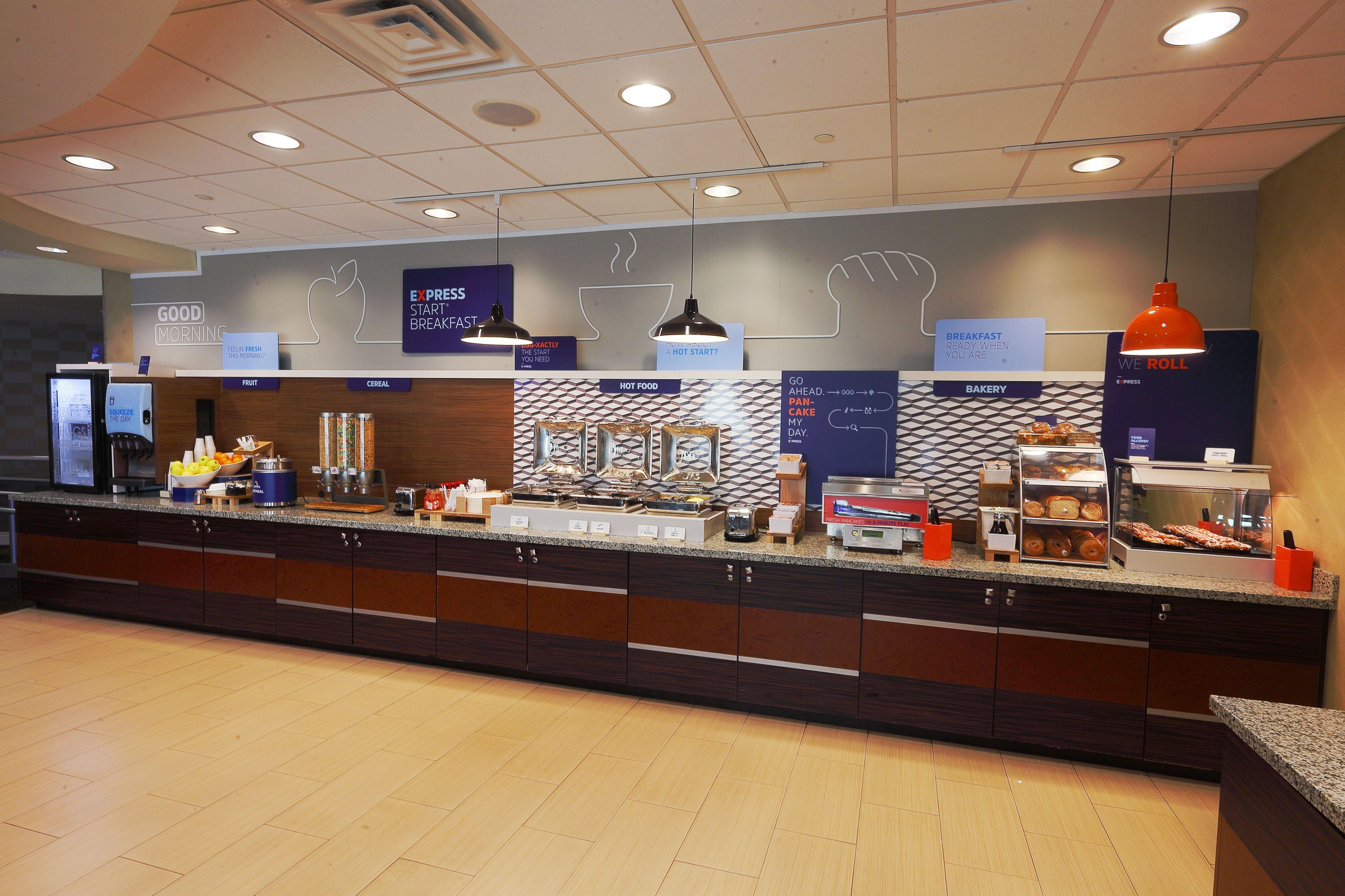 Holiday Inn Express Pittsburgh West - Greentree, An Ihg Hotel Crafton Exterior foto