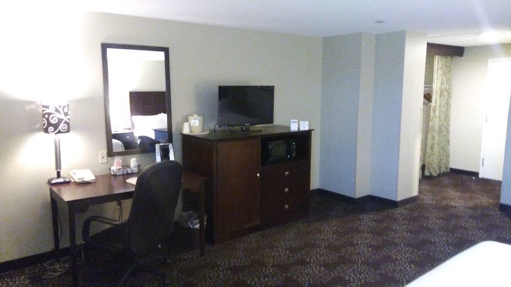 Holiday Inn Express Pittsburgh West - Greentree, An Ihg Hotel Crafton Exterior foto
