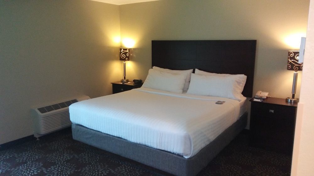 Holiday Inn Express Pittsburgh West - Greentree, An Ihg Hotel Crafton Exterior foto