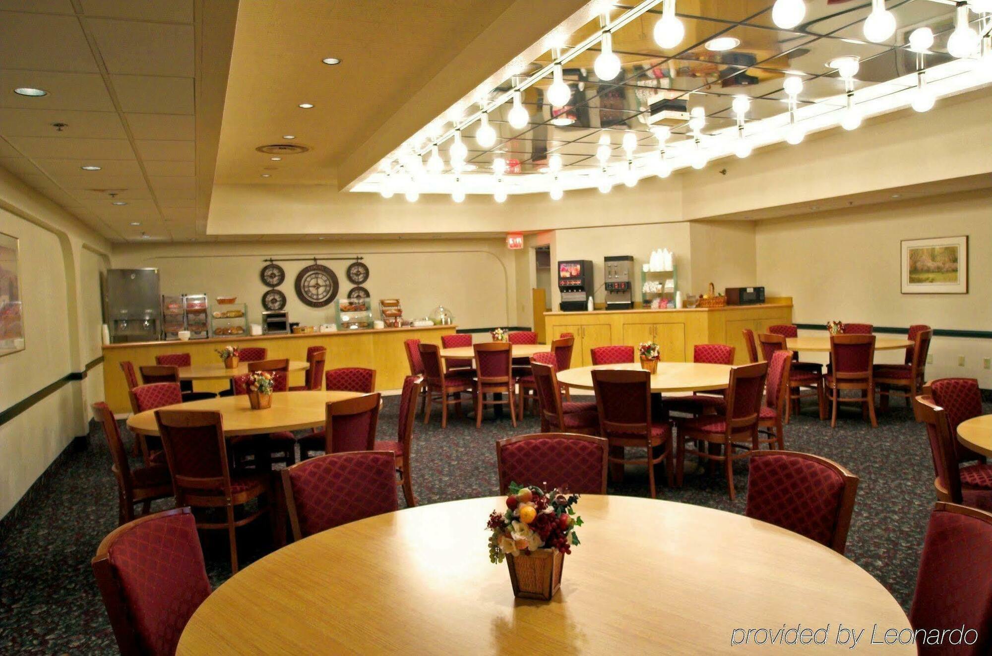 Holiday Inn Express Pittsburgh West - Greentree, An Ihg Hotel Crafton Exterior foto